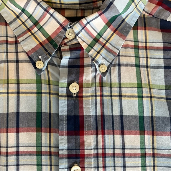 Roundtree & Yorke Plaid s/s button down shirt - Picture 2 of 5